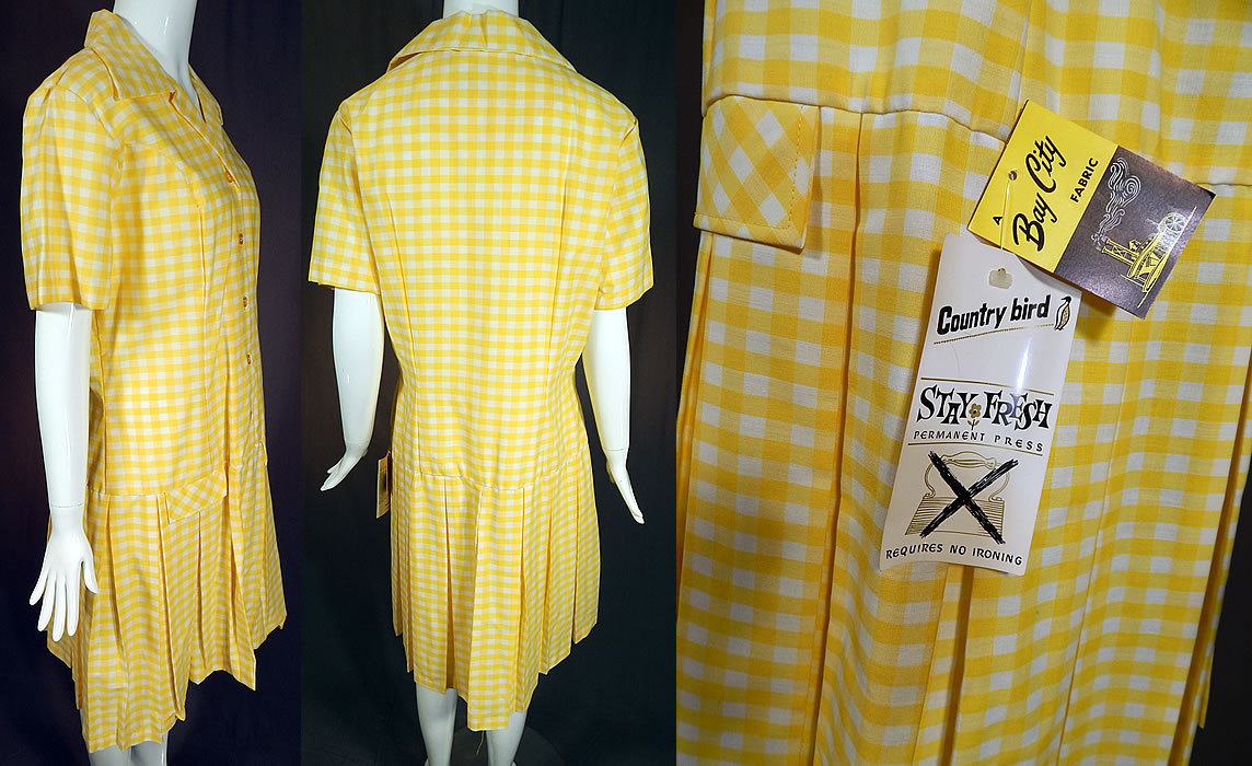 Vintage Country Bird Yellow & White Cotton Check Gingham Dress NWT
This cheery yellow dress has a loose fitting drop waist style, with pleated short skirt, short sleeves, fold over lapel collar, button down front closure and is unlined. 