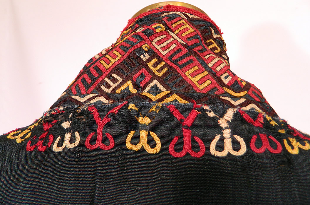Antique Turkmenistan Indigo Dyed Embroidered Turkmen Chyrpy Coat Tribal Robe
This is truly an amazing wonderful and rare piece of wearable antique Turkmenistan tribal art! 