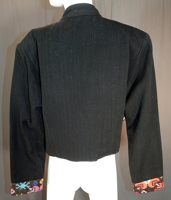 Vintage Milagros Hand Loomed Guatemalan Weave Crop Coat Bolero Jacket
The coat measures 19 inches long, with a 38 inch waist, 44 inch bust and 23 inch long sleeves. It is in excellent condition. This is truly a wonderful piece of wearable art!