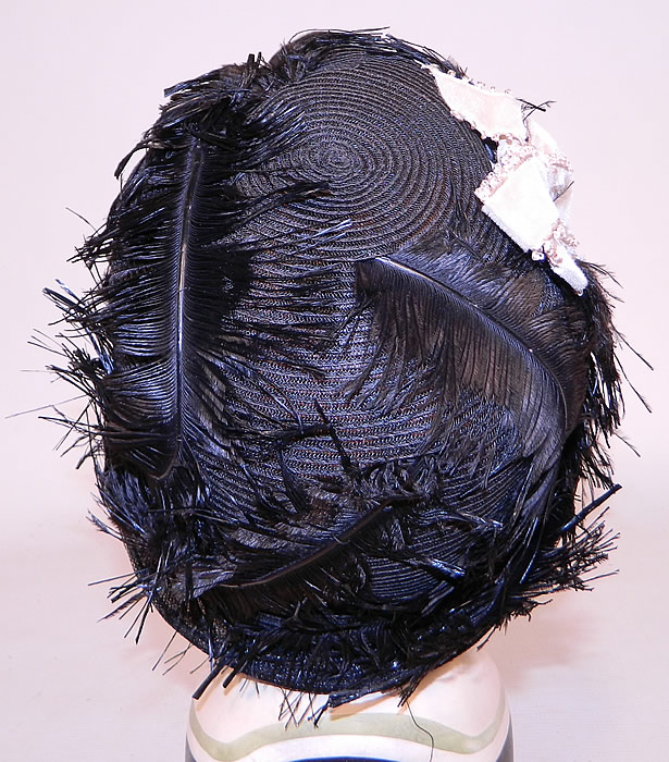 Vintage Black Feather Woven Horse Hair Straw Flapper Cloche Hat
It is in good condition, with only a few missing feathers. 
