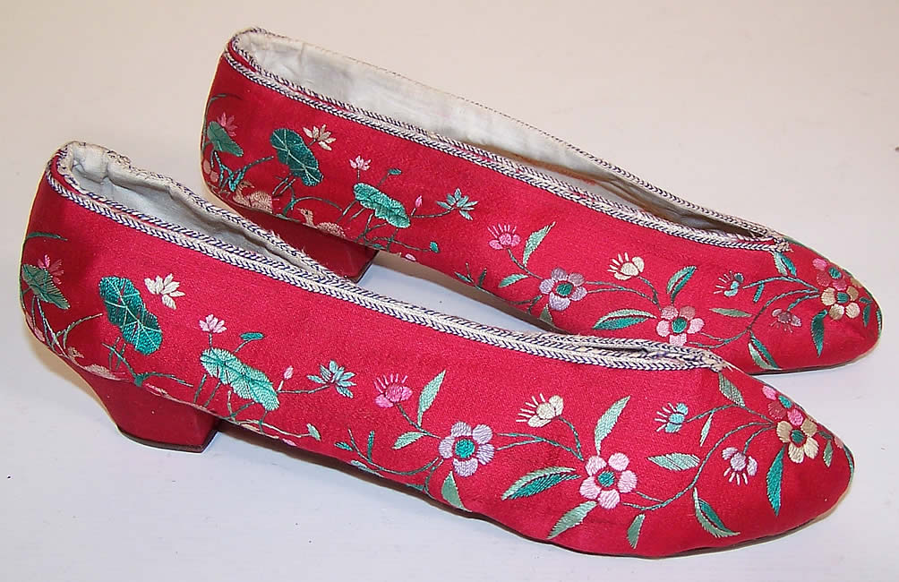 Antique Chinese Red Silk Embroidered Floral Duck Slipper Shoes