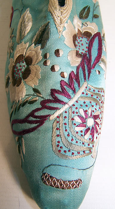 Victorian Turquoise Blue Silk Embroidered Chinese Slipper Shoe close up.