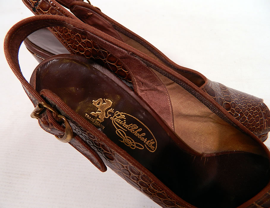Vintage Laird Schober & Co Brown Leather Alligator Slingback Platform Shoes 
There is a gold embossed stamped label from "Laird Schober & Co." on the insoles. 