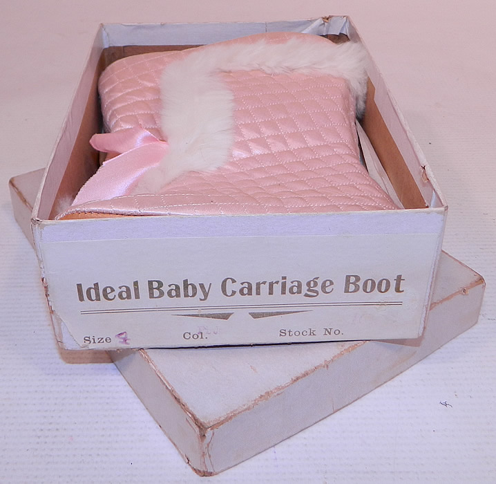 Vintage Ideal Baby Carriage Boot Pink Quilted White Fur Trim Winter Child Shoes & Box
These sweet little girls baby winter carriage snow boots have pink silk ribbon ties on the front for closure and leather bottom soles. 