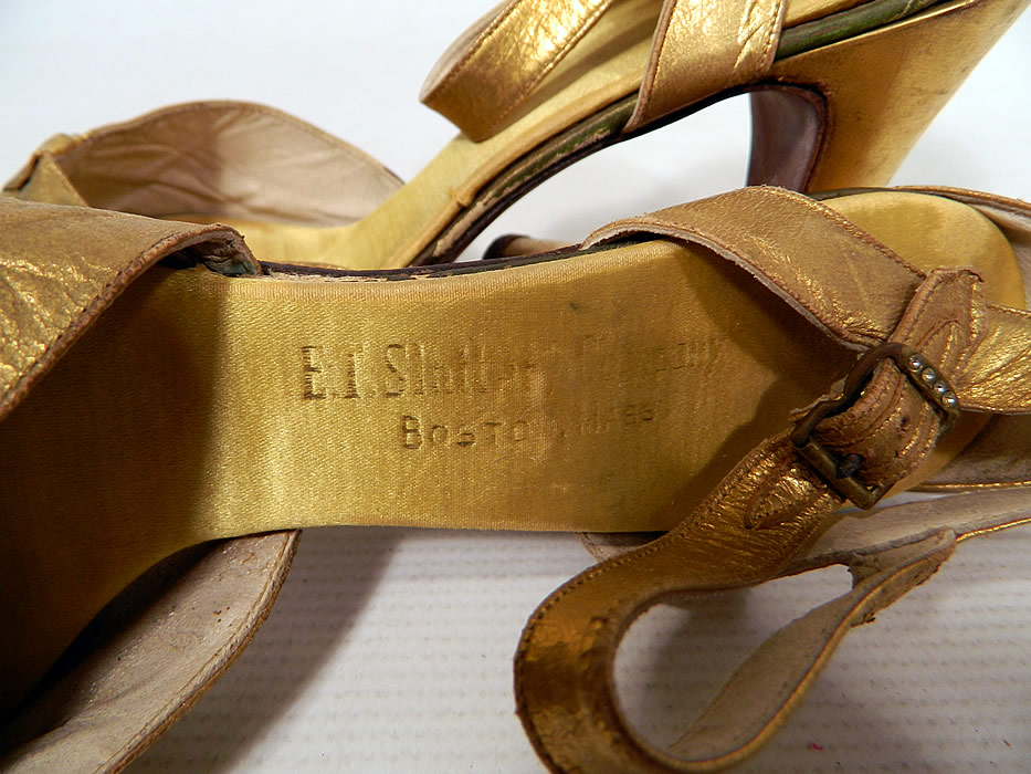 Vintage E.T. Slatter Co. Boston Label Gold Leather Ankle Strap Evening Dance Shoes
There are gold silk lining insoles embossed and stamped with a "E.T. Slatter Company Boston, Mass." store label inside. 