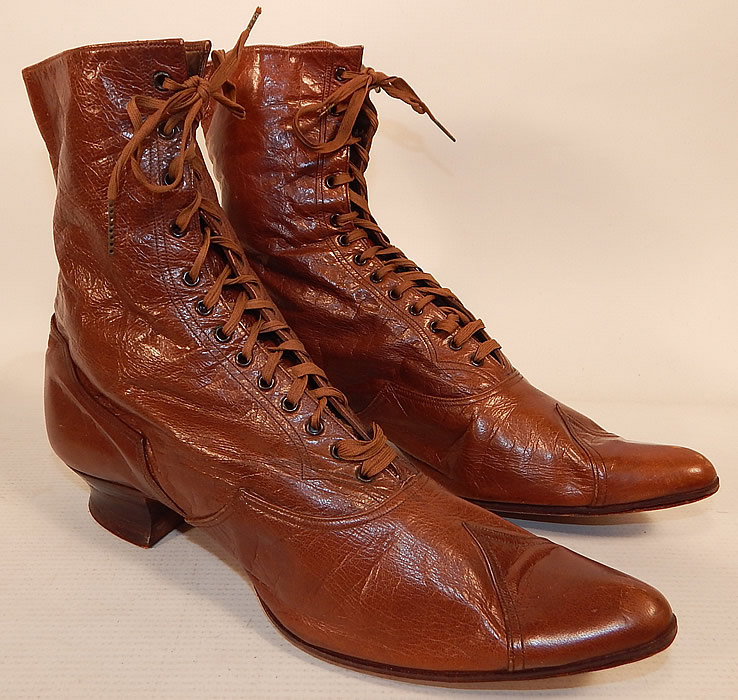 Antique Noble Victorian Women's Boots Lace-Up Boots Around 1890 Brown Leather Shoes Victorian from France Brocante Old Leather Brown