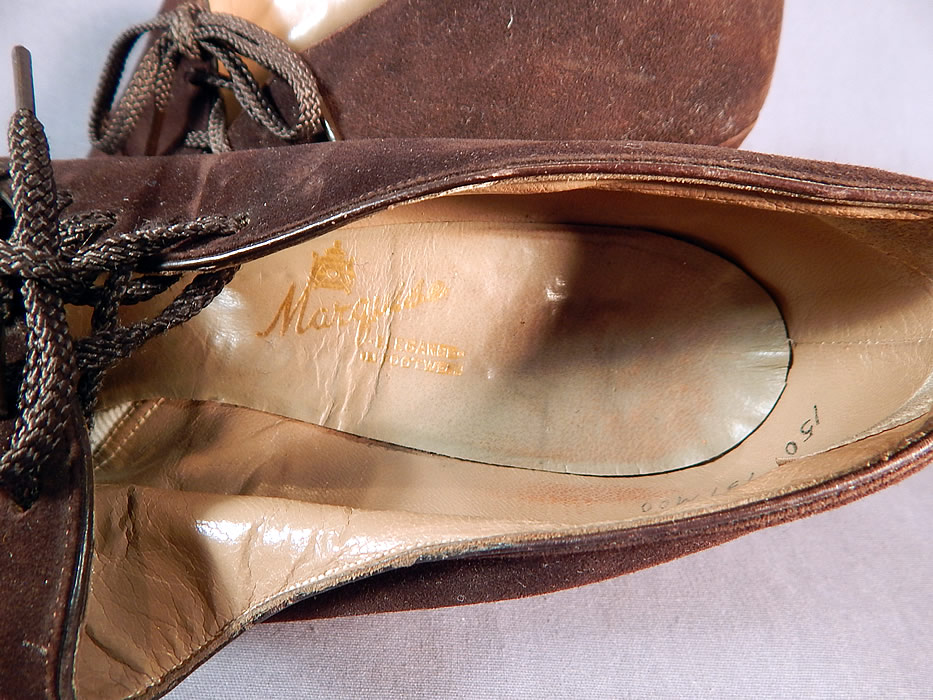 Vintage Marquise Footwear Brown Suede Leather Side Lacing Trim Art Deco Shoes
They are in good condition and have been gently worn. These are truly a wonderful piece of wearable Art Deco shoe art!