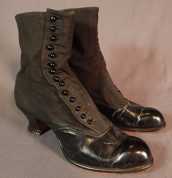 Victorian Womens Black Wool & Leather High Top Button Boots Clarice TC Shoe Co.
This pair of antique Victorian era womens black wool and leather high top button boots Clarice TC Shoe Co. date from 1900. 