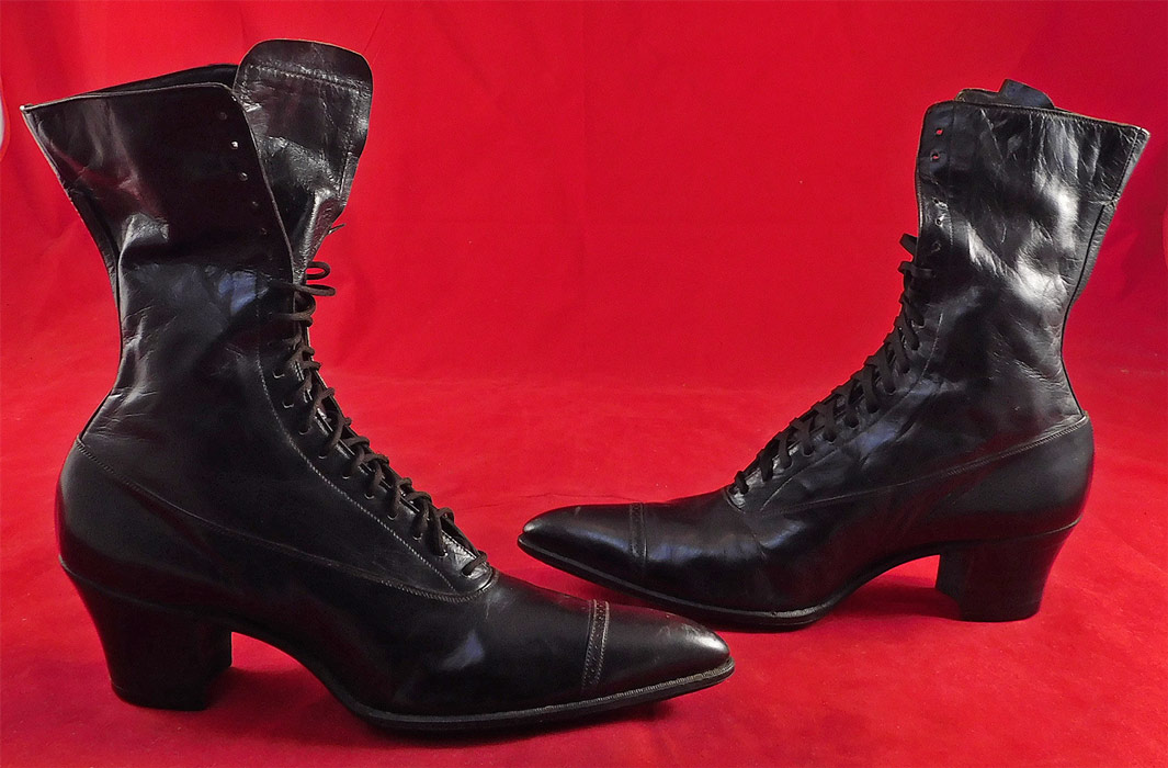 Victorian John S. Gray Unworn Black Leather High Top Lace-up Boots
This pair of Victorian era antique John S. Gray unworn black leather high top lace-up cube heel boots date from 1900.