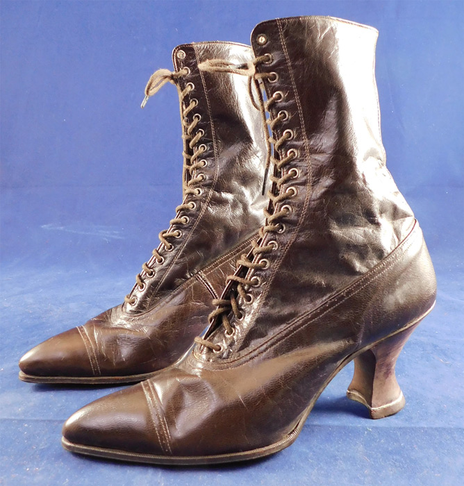 Edwardian Vintage Broadway Girl Women's Brown Leather High Top Lace-up Boots
These beautiful brown boots have pointed toes, the original brown shoe string laces, stacked wooden French spool heels and are stamped on the bottom leather soles with the "Broadway Girl" brand label. 