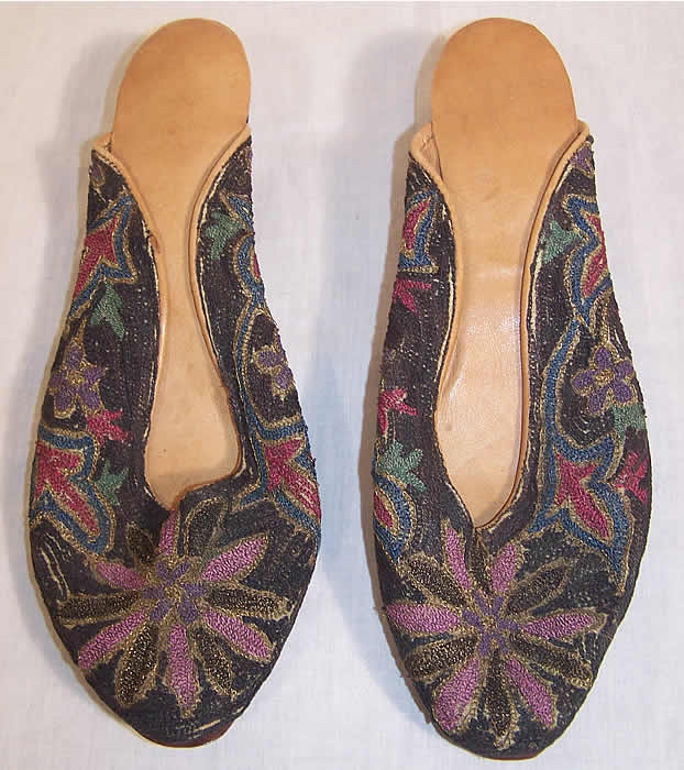Ottoman Turkish Metal Embroidery Slipper Shoes  Front view.