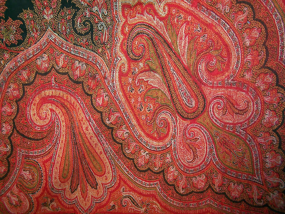Victorian Antique Jacquard Hand Loom Wool Black Star Center Paisley Shawl close up