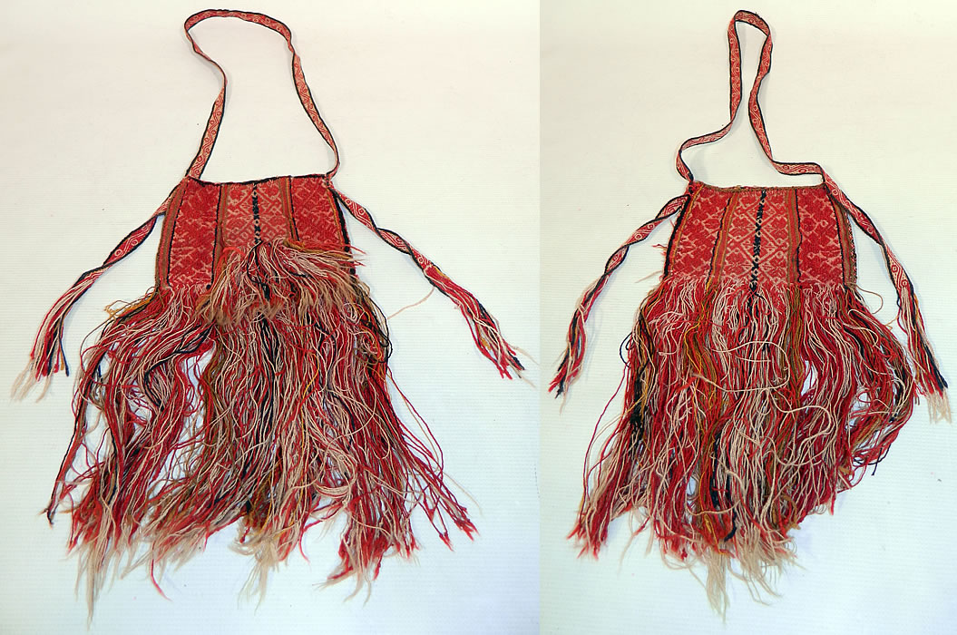 Antique Bolivia Chuspa Coca Red Wool Woven Weave Hand Loom Fringe Boho Bag
This vintage antique Bolivia chuspa coca red wool woven weave hand loom boho bag dates from the early 20th century. 
