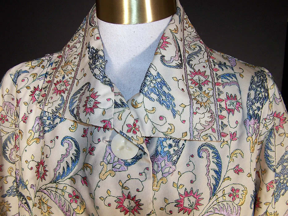 A&K Arouani Paisley Embroidered Egyptian Coat Jacket close-up View.