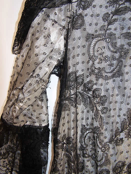 Edwardian Black Chantilly Lace Robe Dressing Gown Close up.