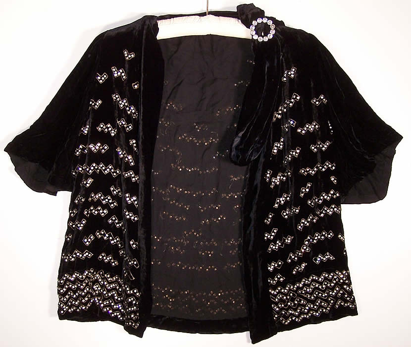 Art Deco Black Silk Velvet Rhinestone Beaded Jacket Close up.