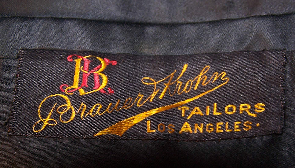 Victorian Brauer & Krohn Tailors Men Black Wool Formal Frock Coat "Brauer & Krohn Tailors Los Angeles" label close up.