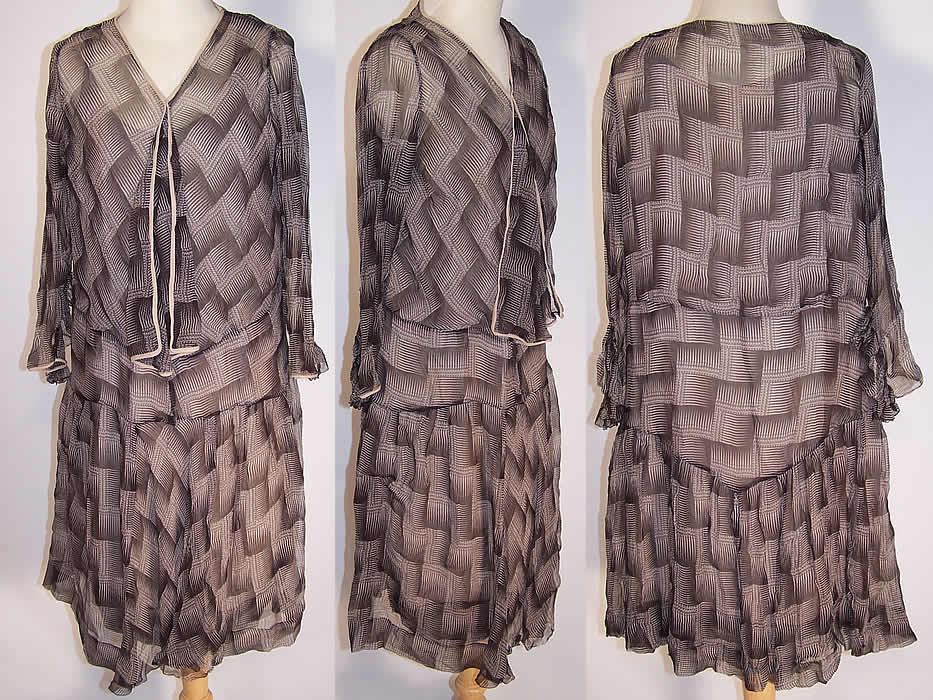 Vintage Art Deco Abstract Black & White Silk Chiffon Drop Waist Dress 