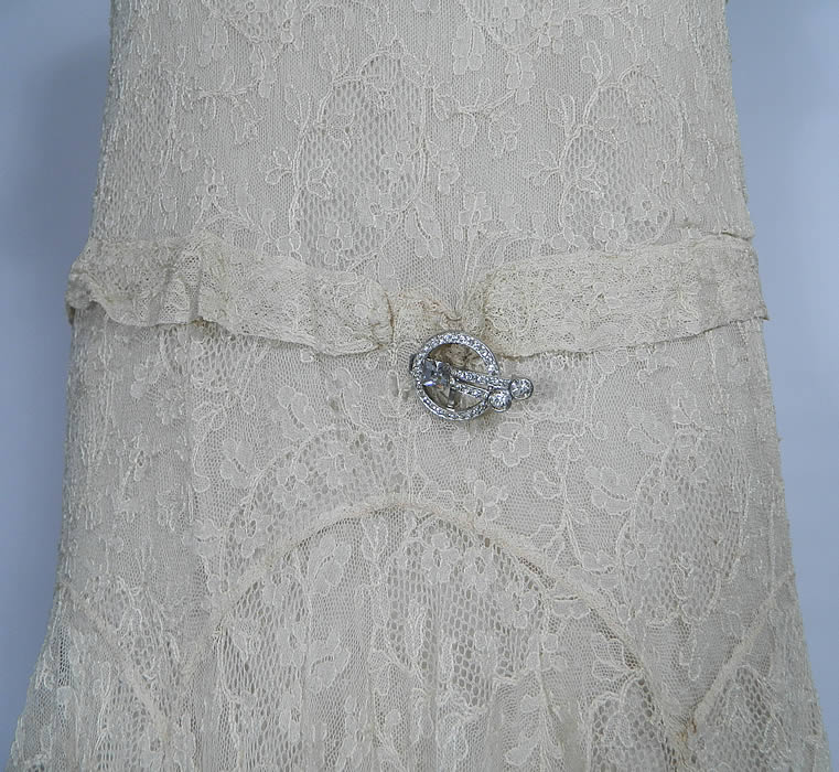 Vintage White Chantilly Lace Handkerchief Hem Drop Waist Flapper Dress