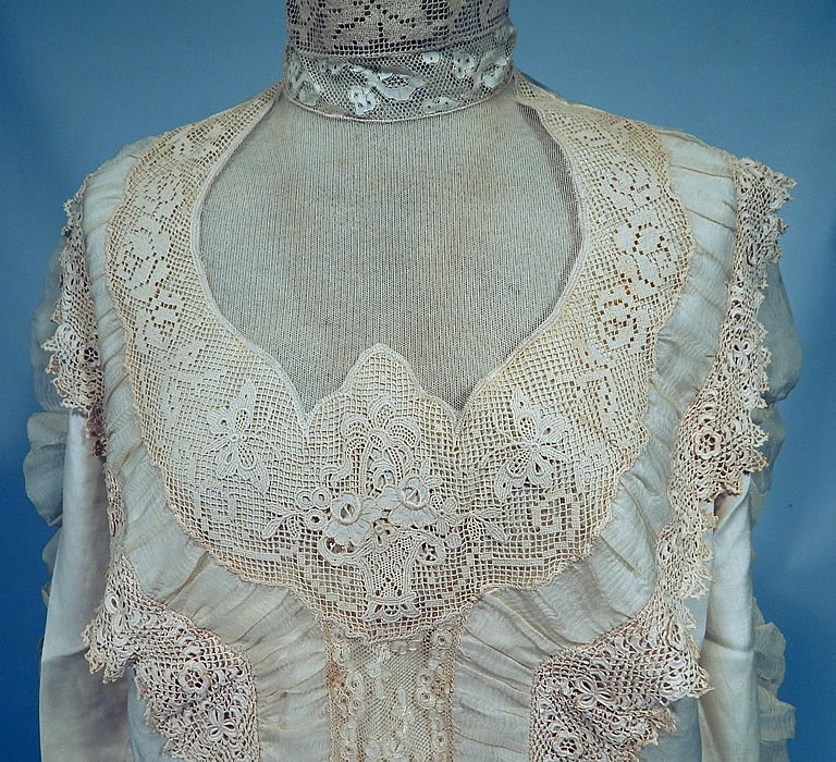 Vintage Victorian Style Ecru Cream Cotton Irish Crochet Filet Lace Applique Trim Blouse
The blouse has a Victorian era style created from antique vintage laces.