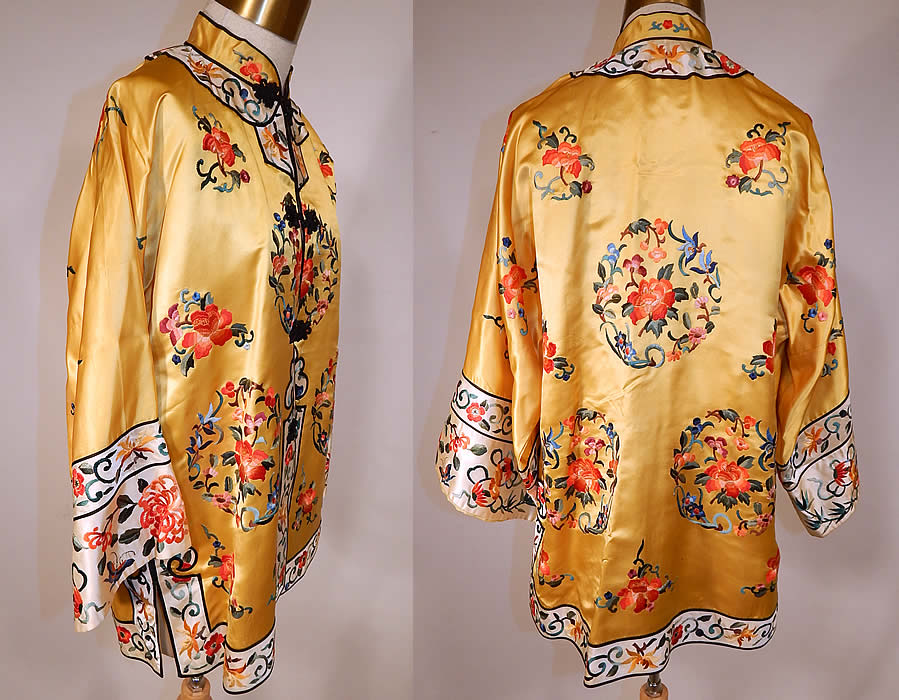 Vintage Bai hua Chinese Yellow Silk Rayon Embroidered Peony Flower Robe Coat
It is made of a bright golden yellow color silk rayon blend fabric, with colorful embroidery work, done in a variety of flowers and peony roundel medallions.