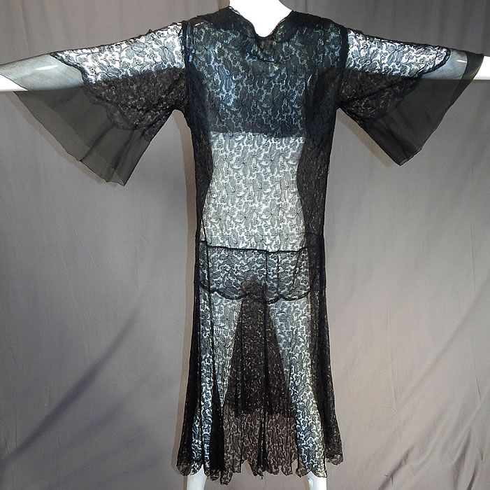 Vintage Sheer Black Silk Chiffon & Lace Drop Waist Kimono Sleeve Flapper Dress
This is truly a wonderful piece of wearable Art Deco textile lace art! 