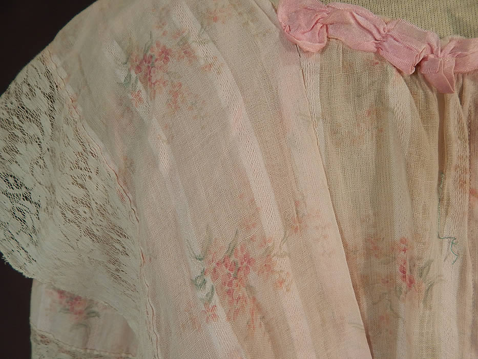 Edwardian Titanic Pink Pastel Moire Pattern Print Striped Batiste Lace Dress
The dress measures 51 inches long, with 36 inch hips, a 24 inch waist and 36 inch bust. It is in excellent condition. This is truly a wonderful piece of wearable textile art!