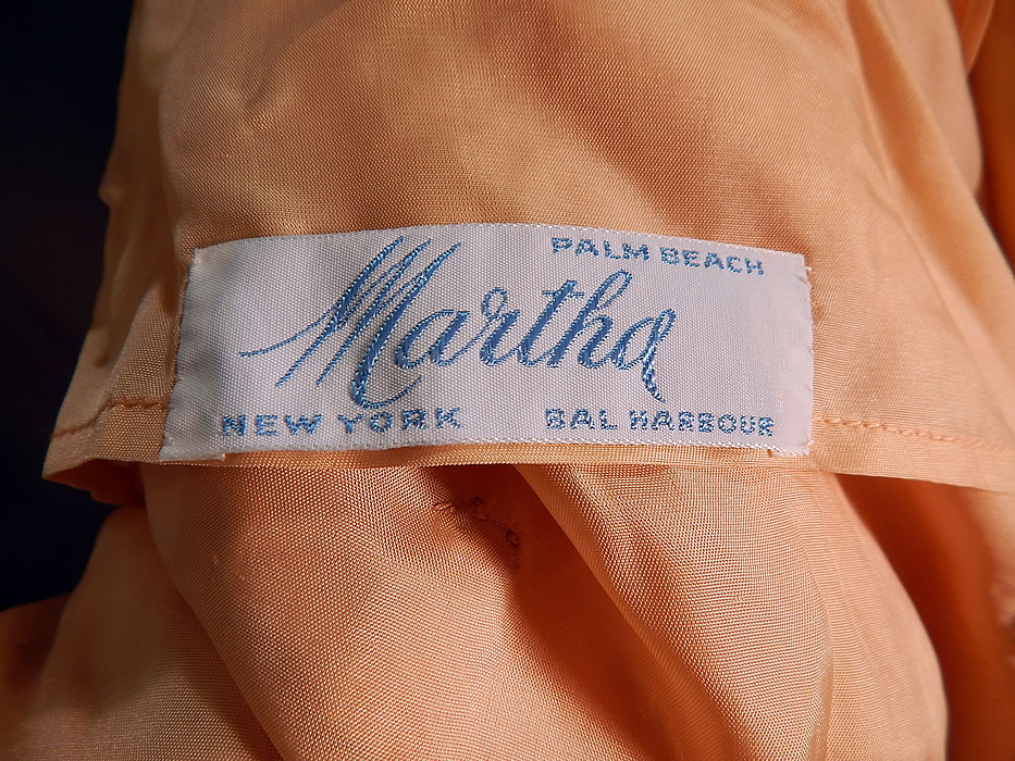 Vintage Krizia Martha Palm Beach Label Pink Silk Smocking Bejeweled Jacket
There is a "Krizia Made in Italy" and "Martha Palm Beach" labels size 40 tag sewn inside. The jacket measures 21 inches long, with a 36 inch bust, 28 inch bust and 23 inch long sleeves. It is in excellent condition. This is truly a wonderful piece of wearable art!