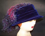 Vintage Charles Kurzman Fifth Ave Millinery Purple Velvet Feather Flapper Cloche Hat