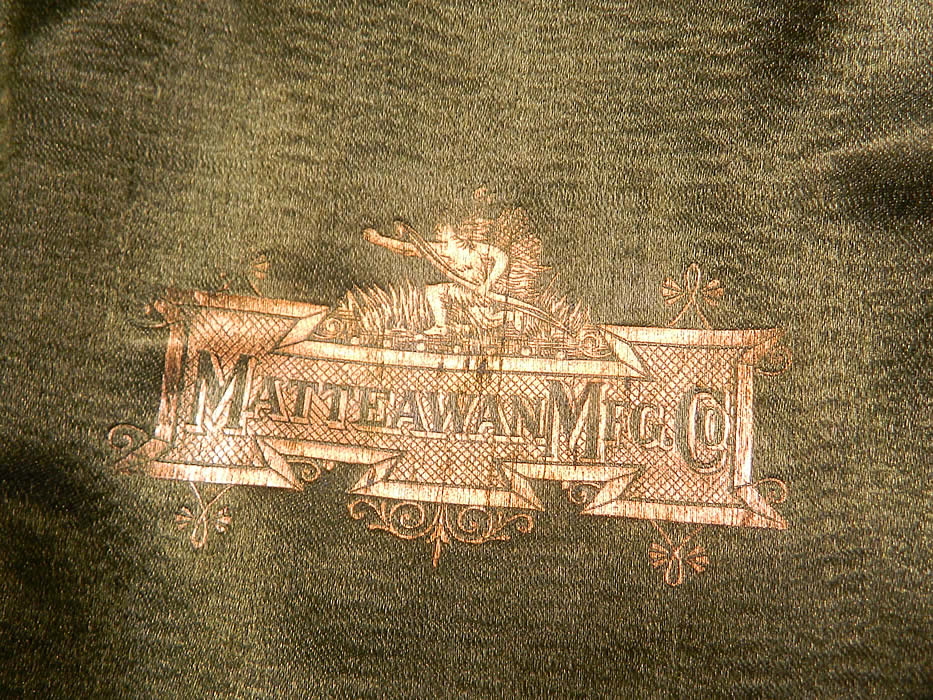 Edwardian Vintage Matteawan Mfg. Co. Green Felted Wool Derby Bowler Hat
There is a "Matteawan Mfg. Co." gold embossed label inside.