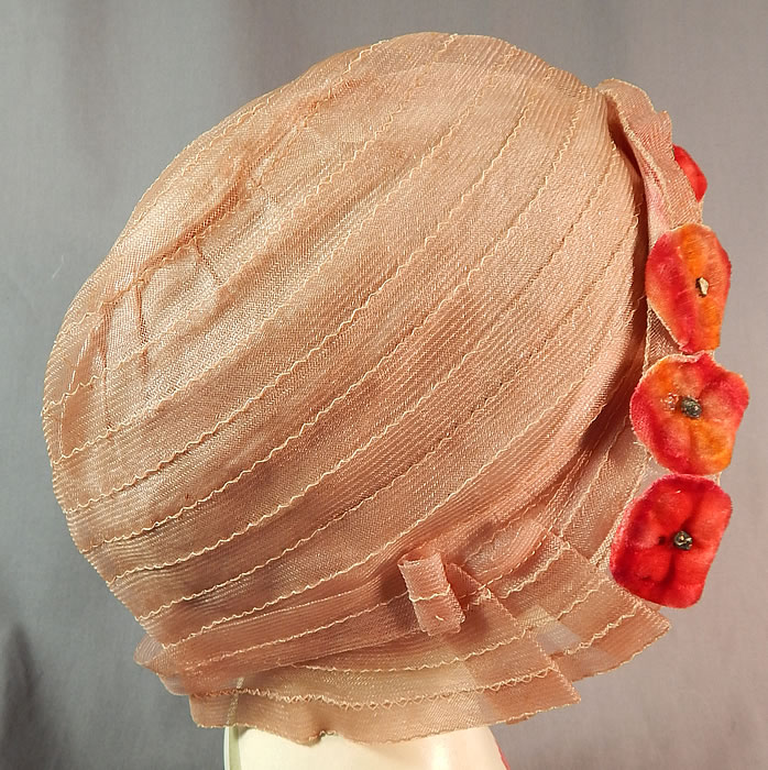 Vintage Art Deco Woven Pink Pastel Red Velvet Flower Flapper Cloche Hat
The hat measures 21 inches inside crown circumference. 