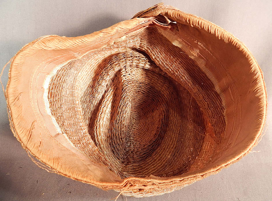 Vintage Art Deco Striped Brown Ombre Woven Straw Flapper Cloche Hat & Buckle
It is in good as-is condition, with some fraying under the inside brim sweatband (see close-up). This is truly a wonderful piece of wearable Art Deco textile art! 