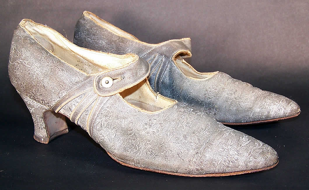 Art Deco Silver Lamé Brocade Mary Jane Button Strap Shoes Side View.