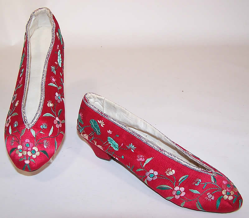 Antique Chinese Red Silk Embroidered Floral Duck Slipper Shoes