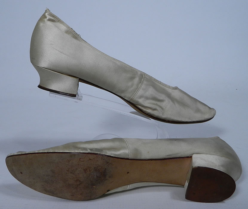 Victorian Ivory White Silk Satin Bridal Wedding Slipper Shoes