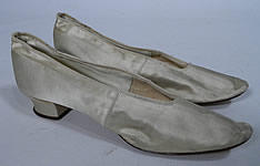 Victorian Ivory White Silk Satin Bridal Wedding Slipper Shoes