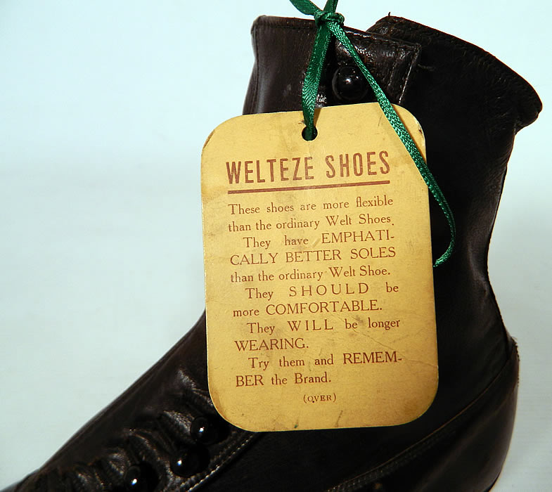 Victorian Unworn Vintage Welteze Shoes Black Leather High Button Boots. These antique boots are difficult to size for today's foot, but my guess would be about a US size 6 narrow width. They are in unworn excellent wearable condition, with only a tiny scuff mark on the back heel. 