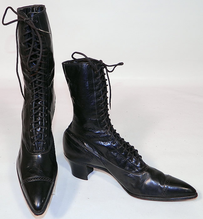 Vintage Poehlman Shoe Co Unworn Victorian Black Leather High Top Lace-up Boots. These antique boots are difficult to size for today's foot, but my guess would be about a US size 7 narrow width. They are old store stock, in unworn good wearable condition, with only some scuffs marks on the bottom of one shoe from display & storage. These are truly a rare and beautiful quality made antique boot!