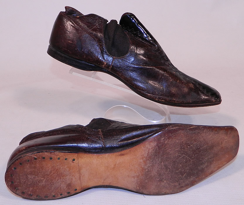 Victorian Brown & Black Leather Crooked Sole Square Toe Dainty Ankle Half Boots
They are in good condition, with only some minor wear and scuffs. These are a rare and early find of antique Victoriana shoe art!