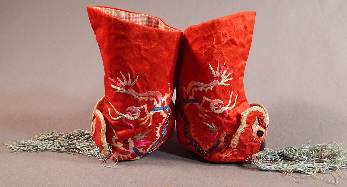 Antique Chinese Child's Red Silk Embroidered Dragon Baby Booties Boots Shoes
The shoes measure 6 inches tall, 3 1/2 inches long, and 1 1/2 inches wide. 