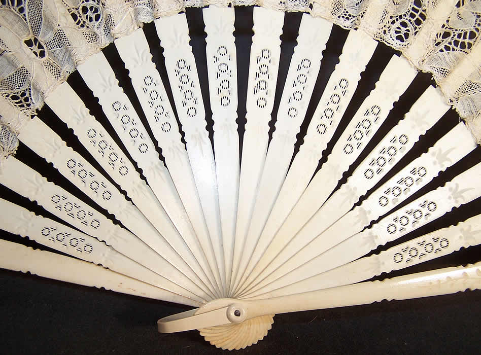 Victorian Leavers Mill Bobbin Lace White Wedding Fan